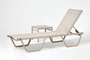 Hanah Home Conjunto de Tumbona y Mesa Lateral Beige